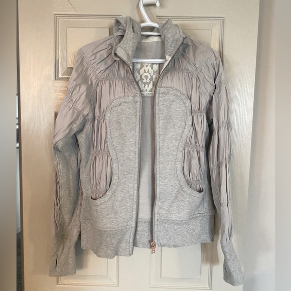 Lululemon Special Edition Scuba Hoodie Size 8 - Picture 1 of 2